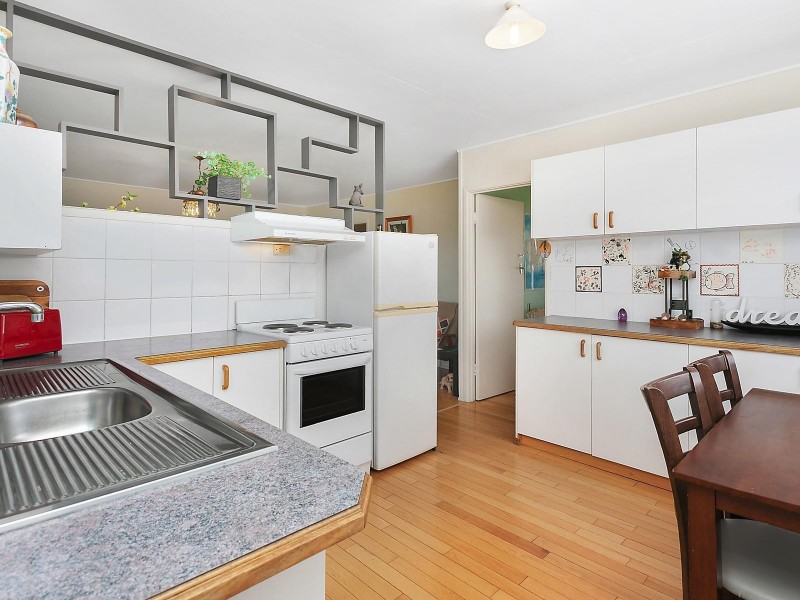 16 Mungera Street, Biggera Waters QLD 4216