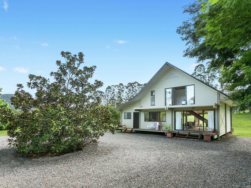 92 Currey Road, Wongawallan QLD 4210