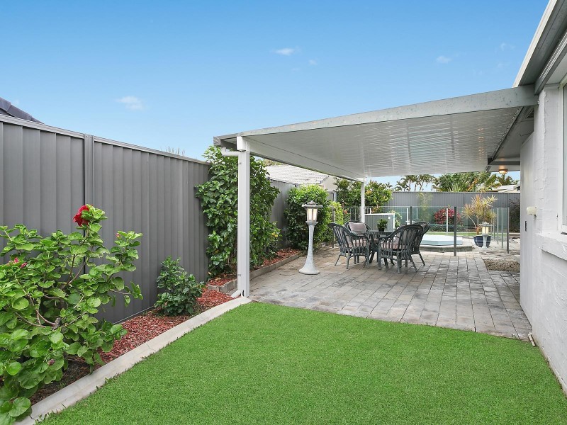 17 Ben Hogan Crescent, Parkwood QLD 4214