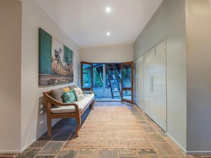 102 Currey Road, Wongawallan QLD 4210