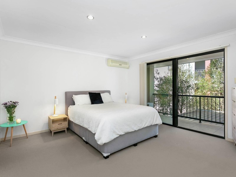 27/368 Pine Ridge Road, Coombabah QLD 4216