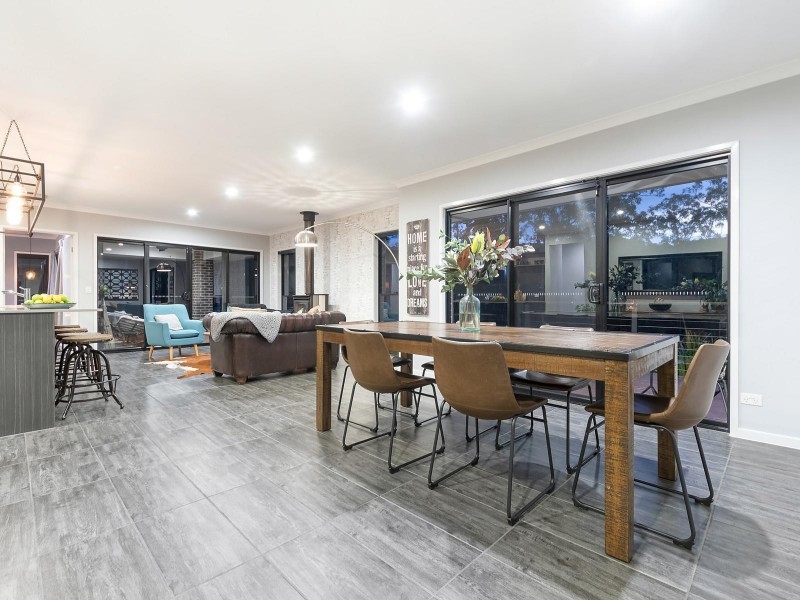 32 Valley View Vista, Wongawallan QLD 4210