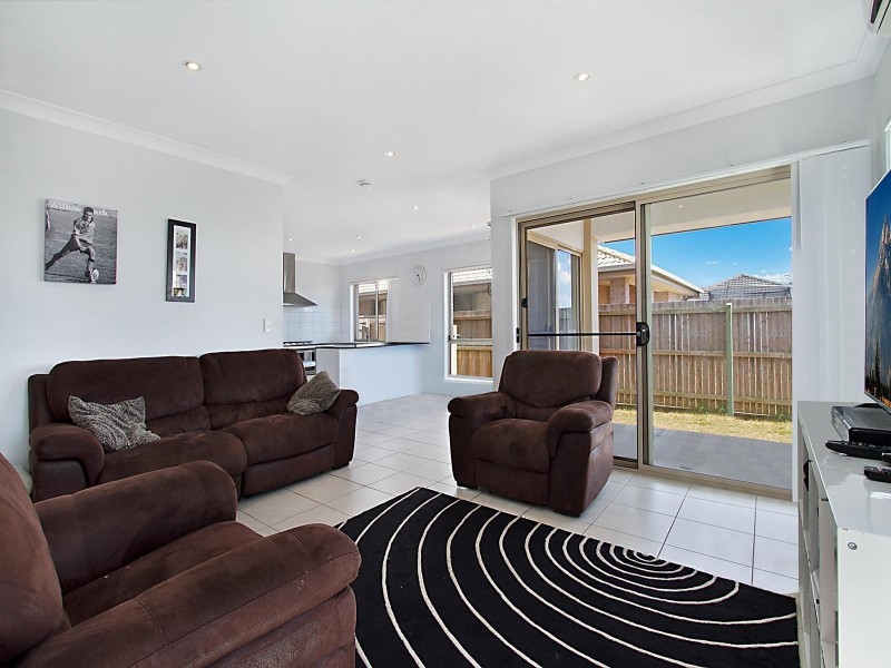 33 Gunther Avenue, Coomera QLD 4209