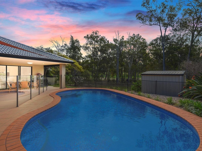 11 Blackfen Court, Arundel QLD 4214