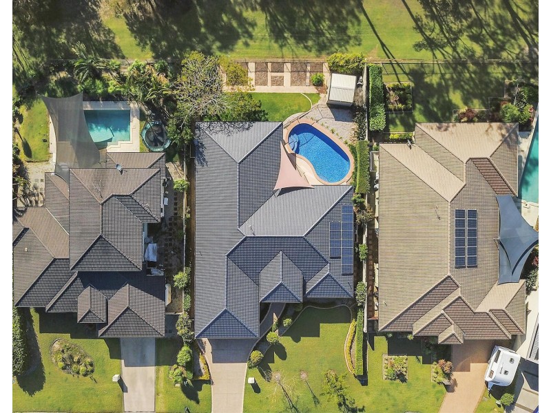 11 Blackfen Court, Arundel QLD 4214