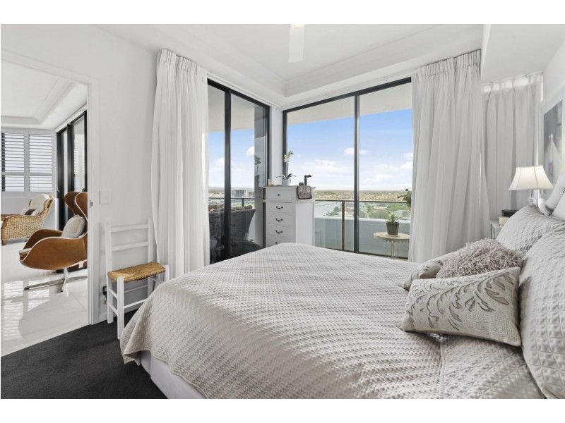 31201/5 Harbourside Court, Biggera Waters QLD 4216