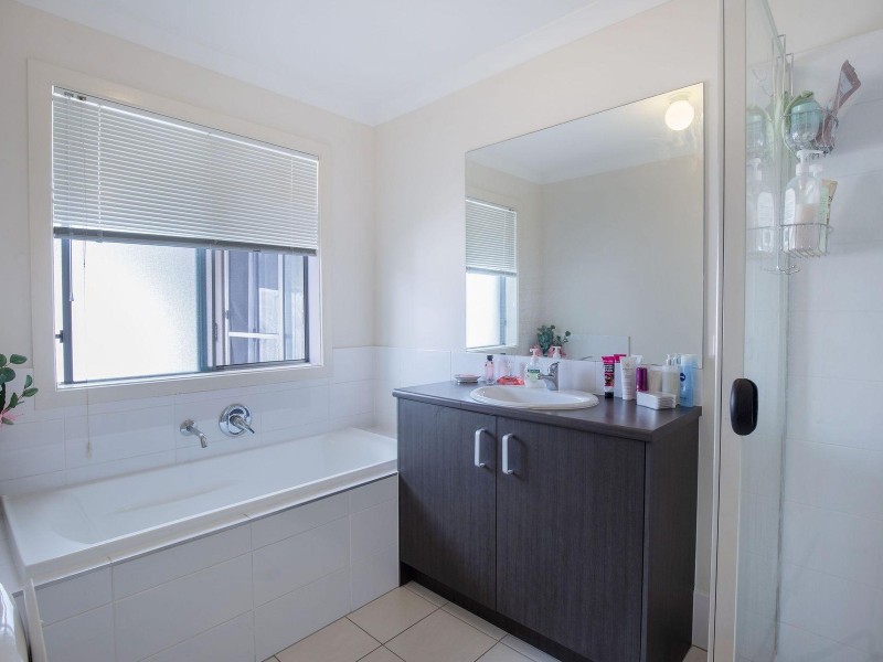 20 Venetian Way, Coomera QLD 4209