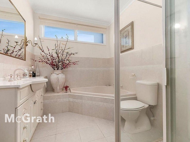 7 Nevada Close, Wheelers Hill VIC 3150