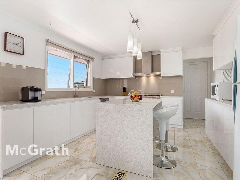 41 Heatherlea Drive, Wheelers Hill VIC 3150