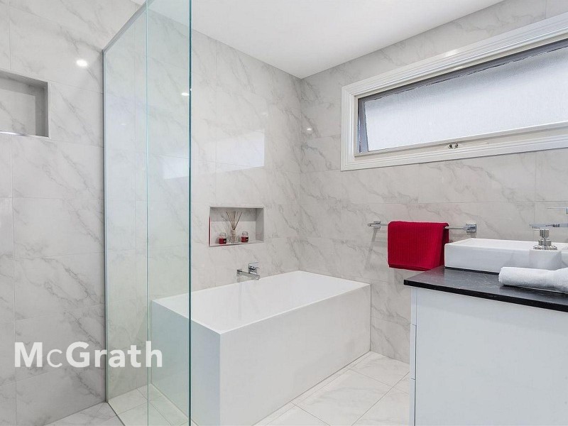 41 Heatherlea Drive, Wheelers Hill VIC 3150