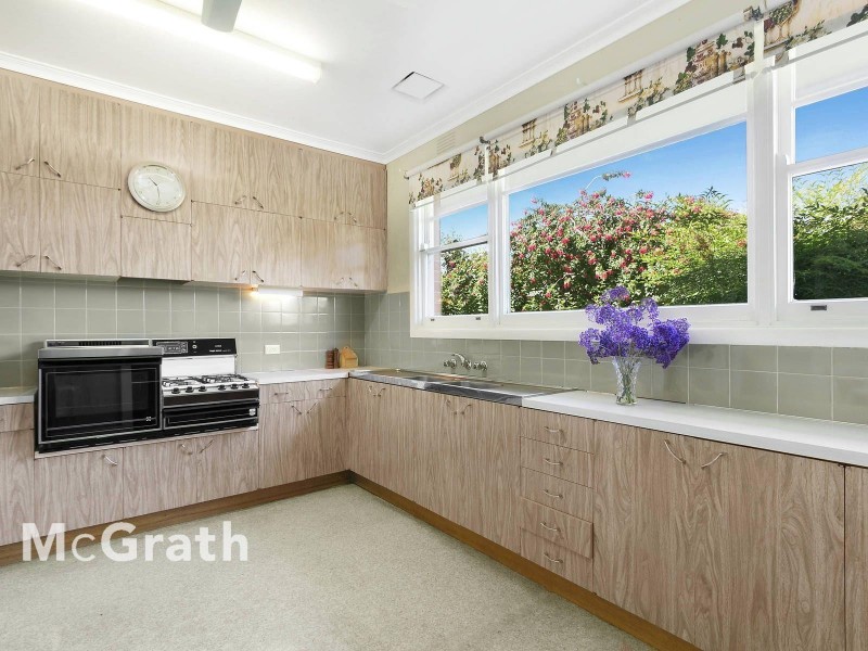 12 Midway Street, Mount Waverley VIC 3149