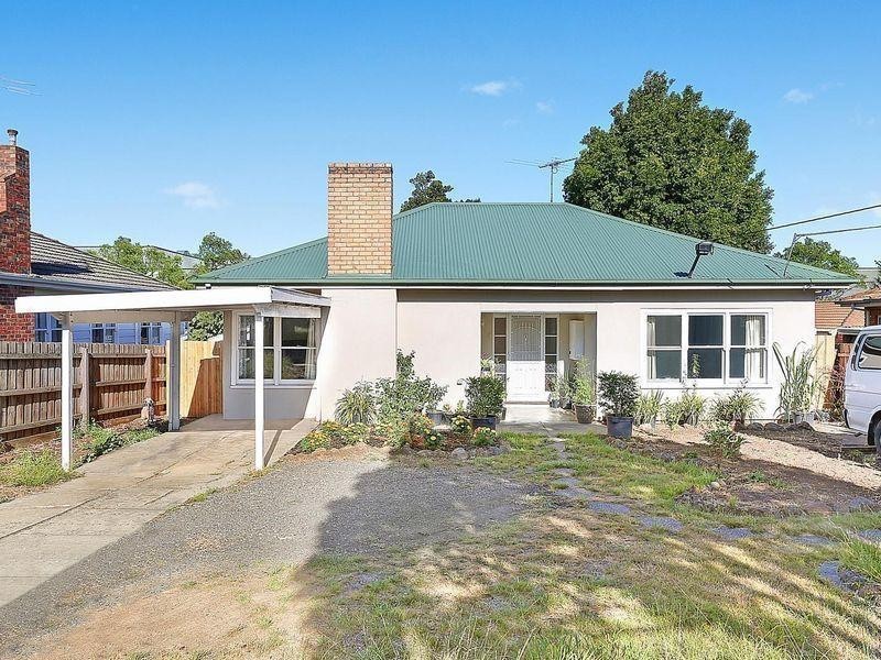 5 Jordan Grove, Glen Waverley VIC 3150