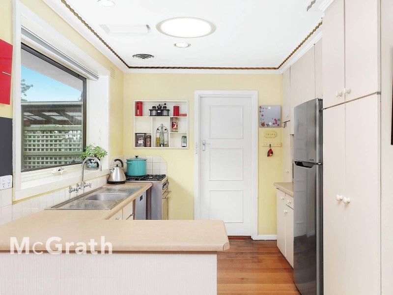 18 Maroondah Road, Ashwood VIC 3147