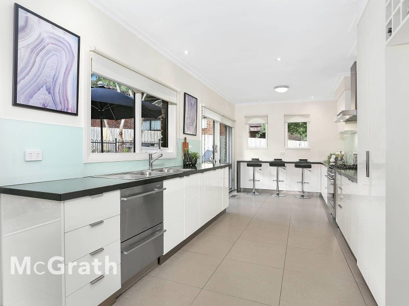 27 Dean Avenue, Mount Waverley VIC 3149