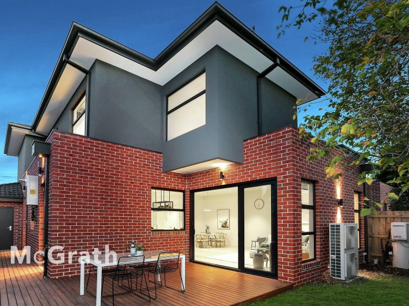 2 Aberdeen Road, Blackburn South VIC 3130