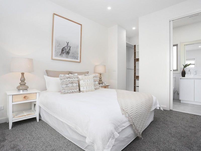 2/10 Pippin Avenue, Glen Waverley VIC 3150