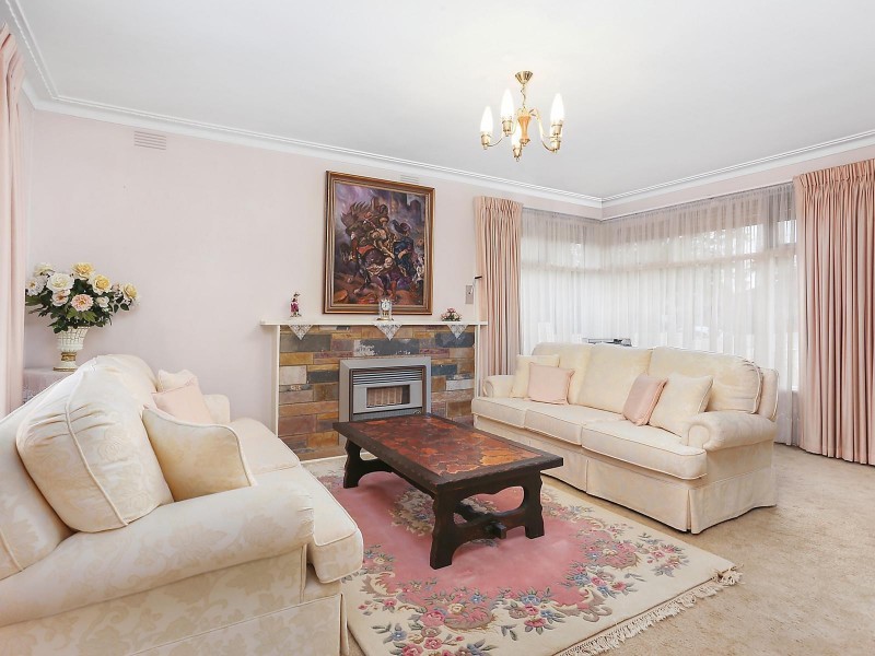 2 Damon Road, Mount Waverley VIC 3149