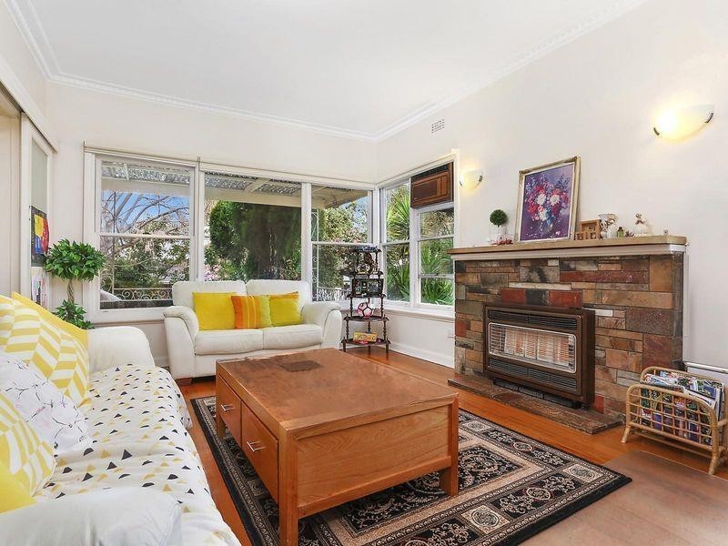 19 Hillside Road, Mount Waverley VIC 3149