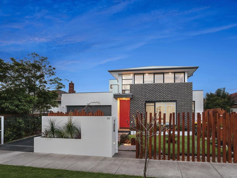 33 Lindsay Street, Mckinnon VIC 3204