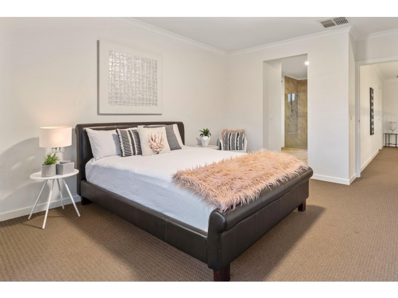23 Ian Grove, Mount Waverley VIC 3149