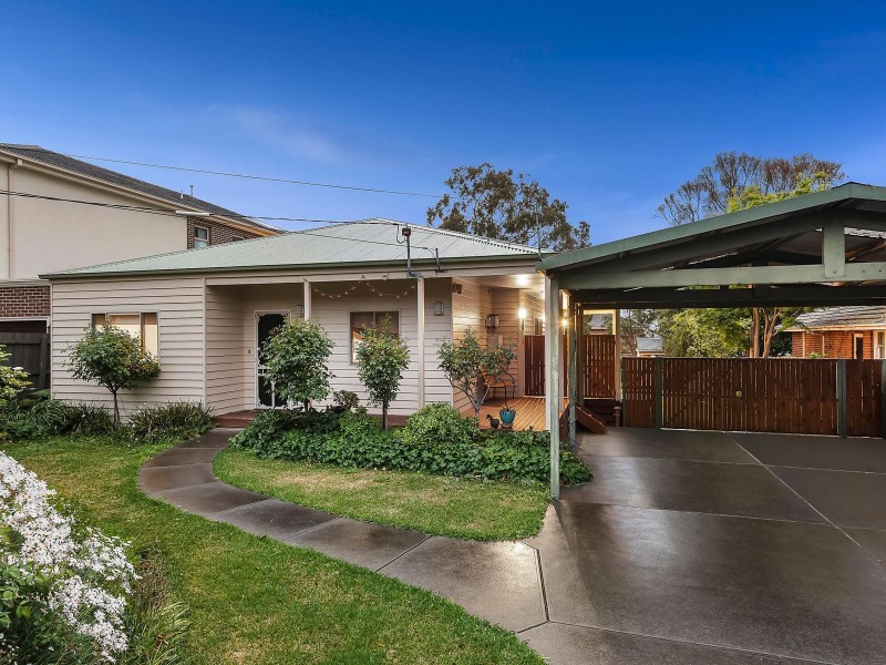 93 Leeds Road, Mount Waverley VIC 3149