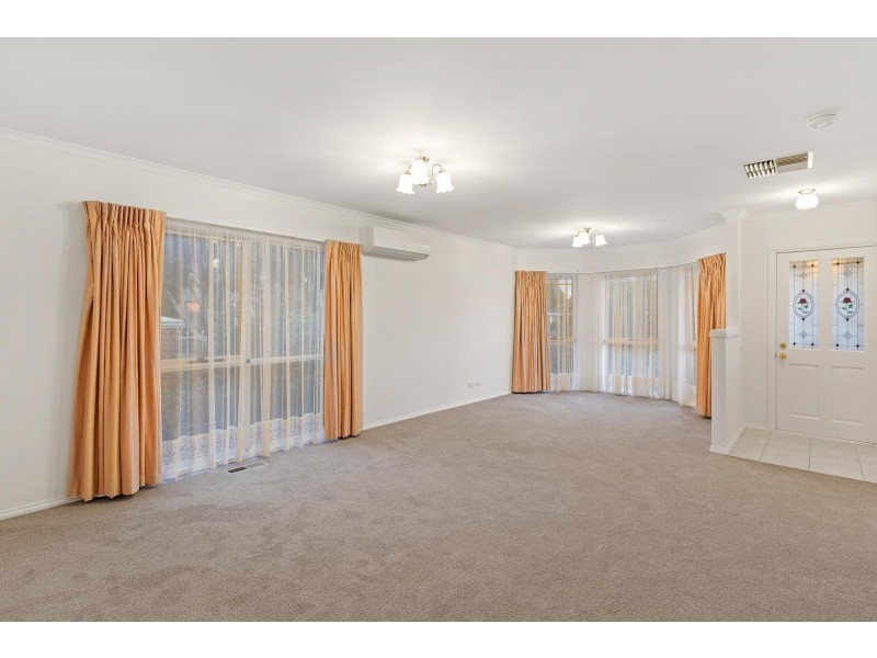 1/49 Irving Street, Mount Waverley VIC 3149
