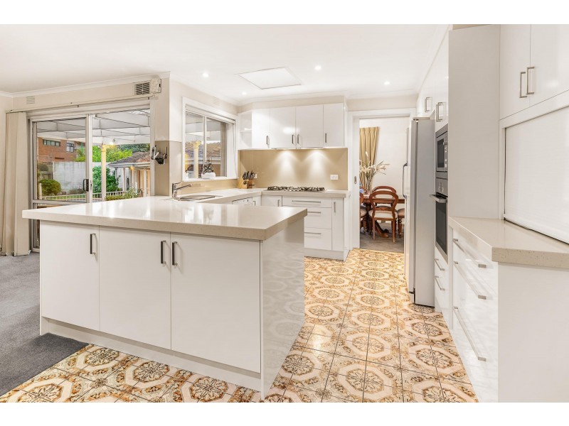 3 Clovelly Court, Mount Waverley VIC 3149