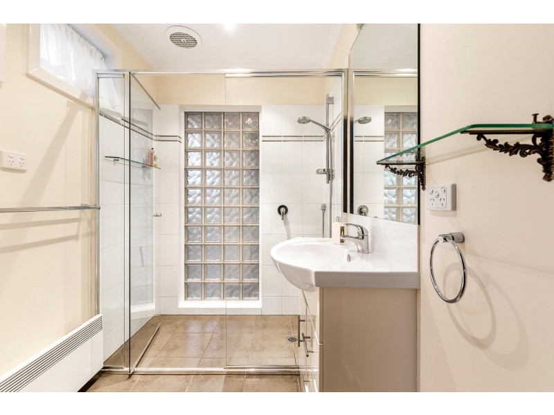 3 Clovelly Court, Mount Waverley VIC 3149