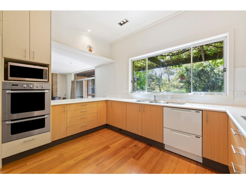 7 Montclair Avenue, Glen Waverley VIC 3150