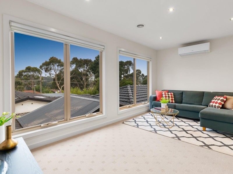 1/4 Coolarn Street, Mount Waverley VIC 3149