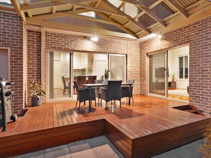 1/4 Coolarn Street, Mount Waverley VIC 3149