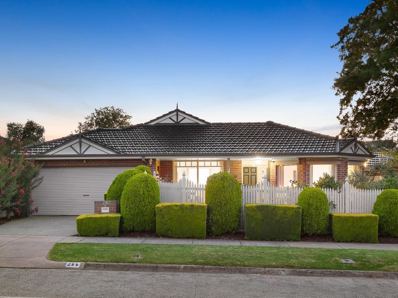 28b Winbourne Road, Mount Waverley VIC 3149