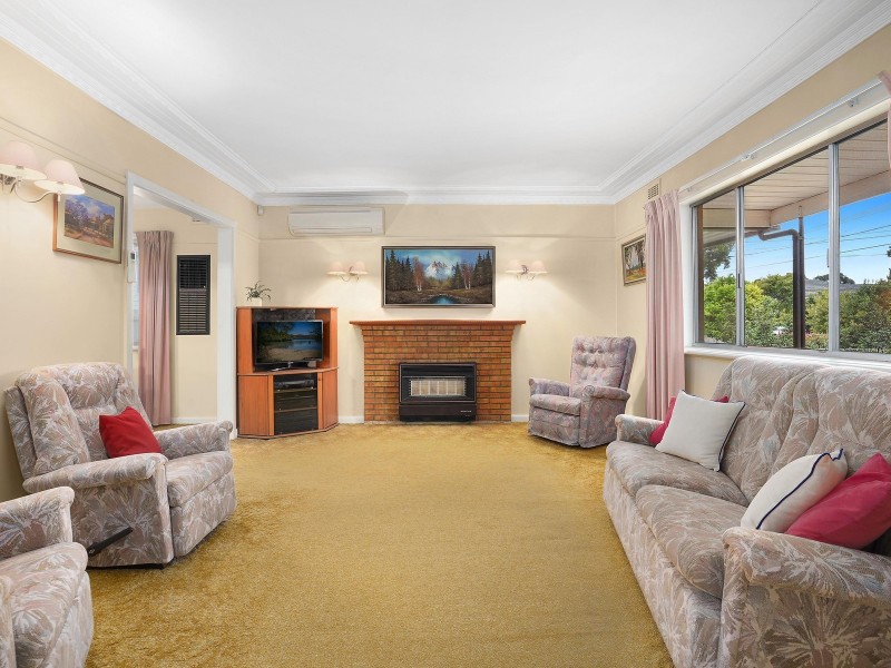 27 Tuhans Road, Mount Waverley VIC 3149