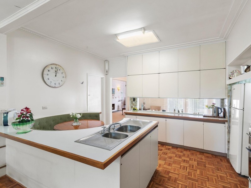 15 The Highway, Mount Waverley VIC 3149