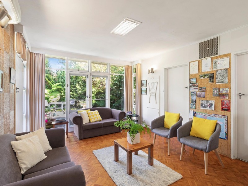 15 The Highway, Mount Waverley VIC 3149