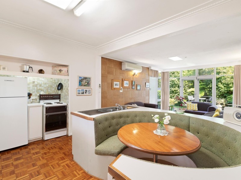 15 The Highway, Mount Waverley VIC 3149
