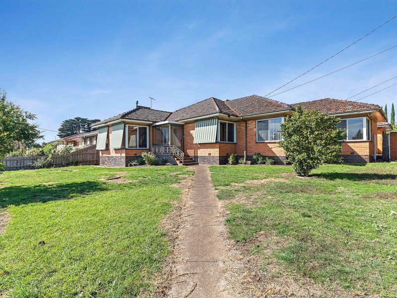 70 Stephensons Road, Mount Waverley VIC 3149