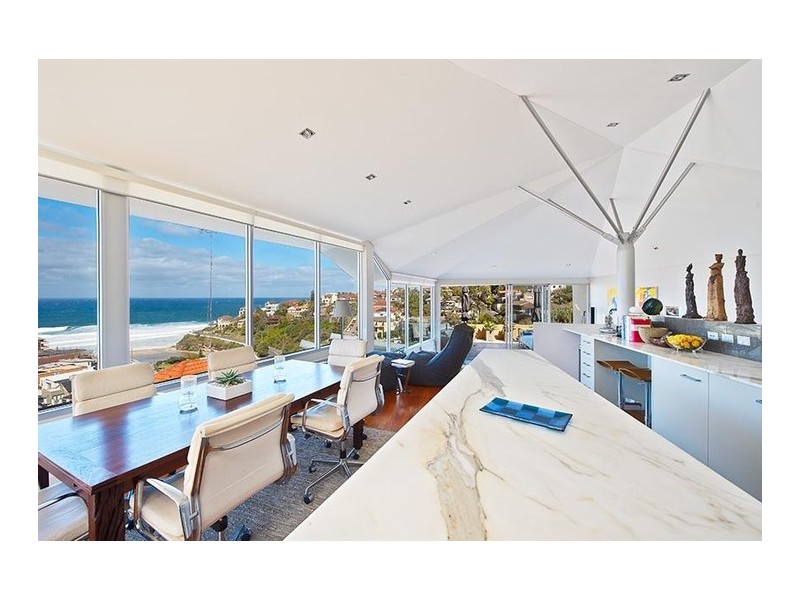 12 Wonderland Avenue, Tamarama NSW 2026