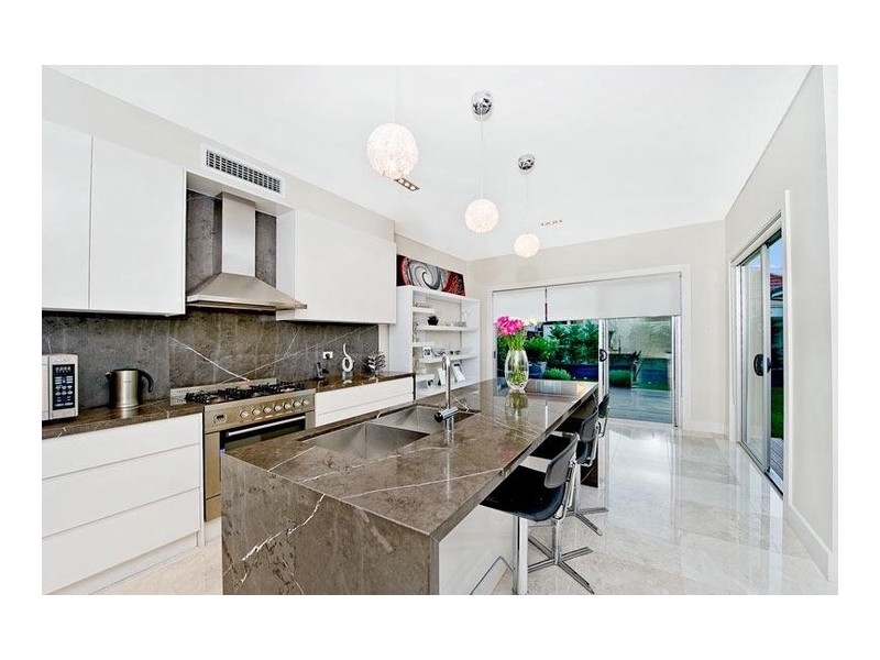 44 Sutherland Street, Rosebery NSW 2018