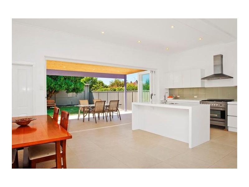 13 Dalmeny Avenue, Rosebery NSW 2018