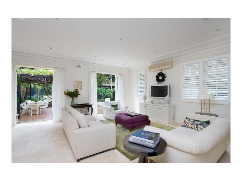 10a Trelawney Street, Woollahra NSW 2025