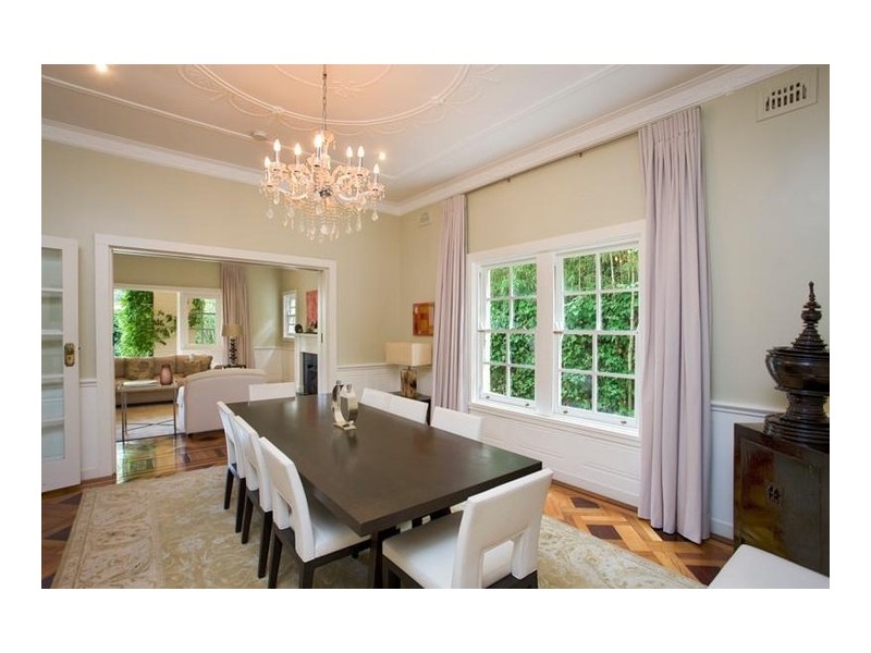 10a Trelawney Street, Woollahra NSW 2025