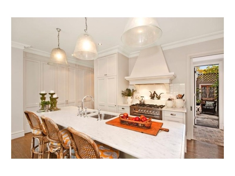 70 St James Road, Bondi Junction NSW 2022