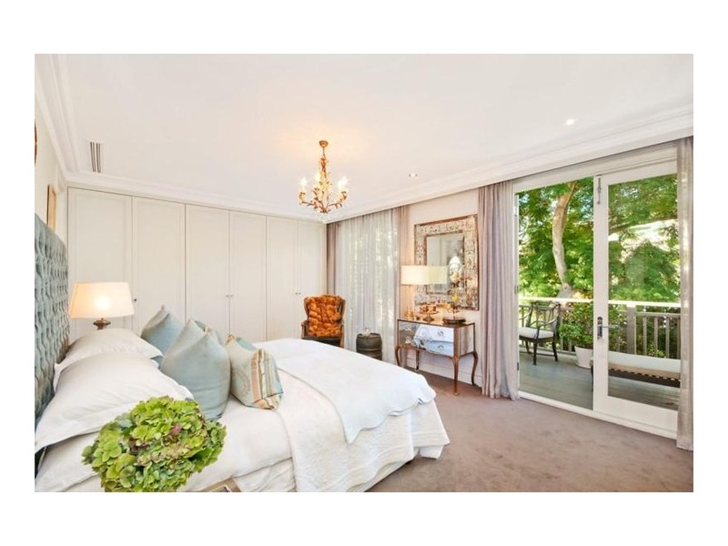 70 St James Road, Bondi Junction NSW 2022