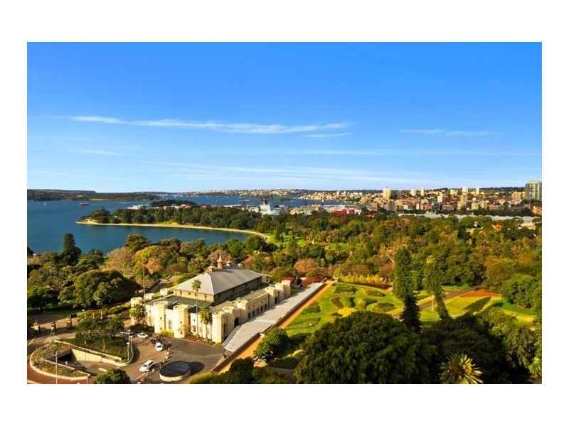 702/123 Macquarie Street, Sydney NSW 2000