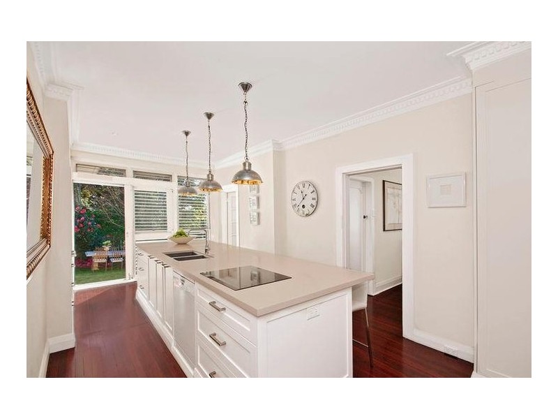 6 Pine Hill Avenue, Double Bay NSW 2028