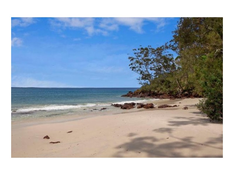 310 Elizabeth Drive, Vincentia NSW 2540
