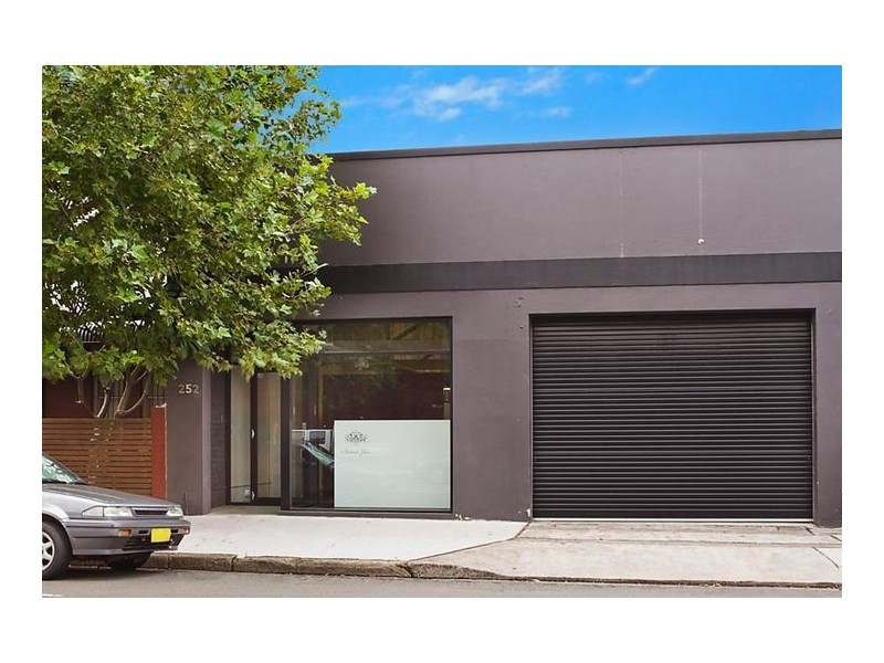 252 Mitchell Road, Alexandria NSW 2015