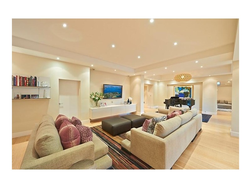 57 Wallaroy Road, Woollahra NSW 2025