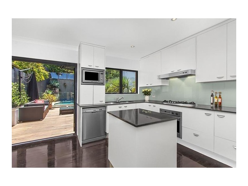 19 Carlisle Street, Tamarama NSW 2026